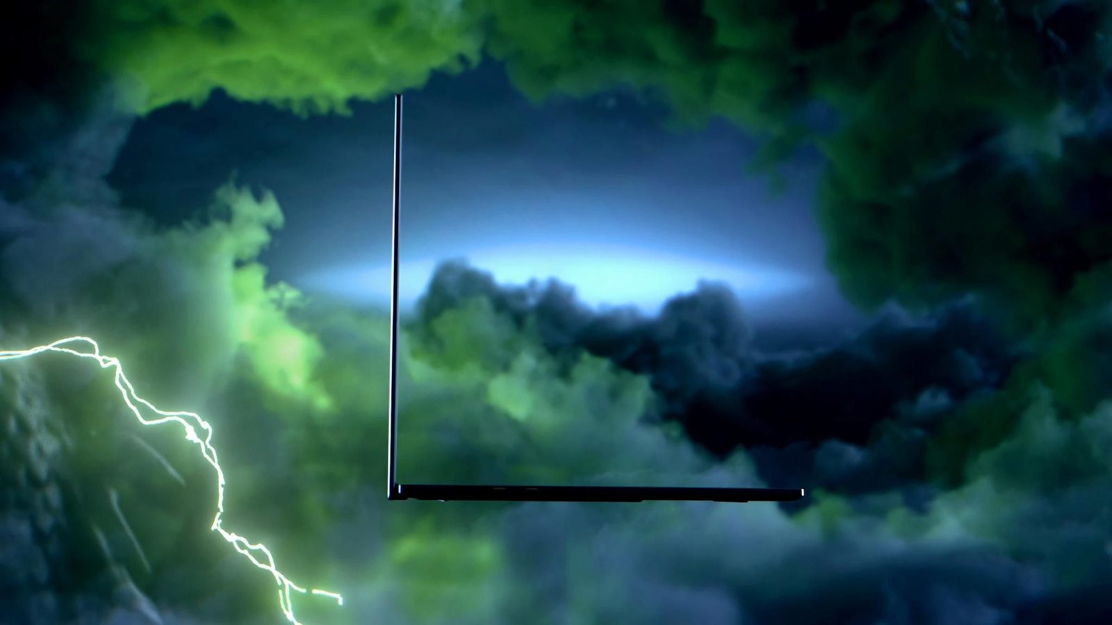 Razer Blade 16 yenilendi: Intel Core Ultra ve RTX 50 gücü bir arada!