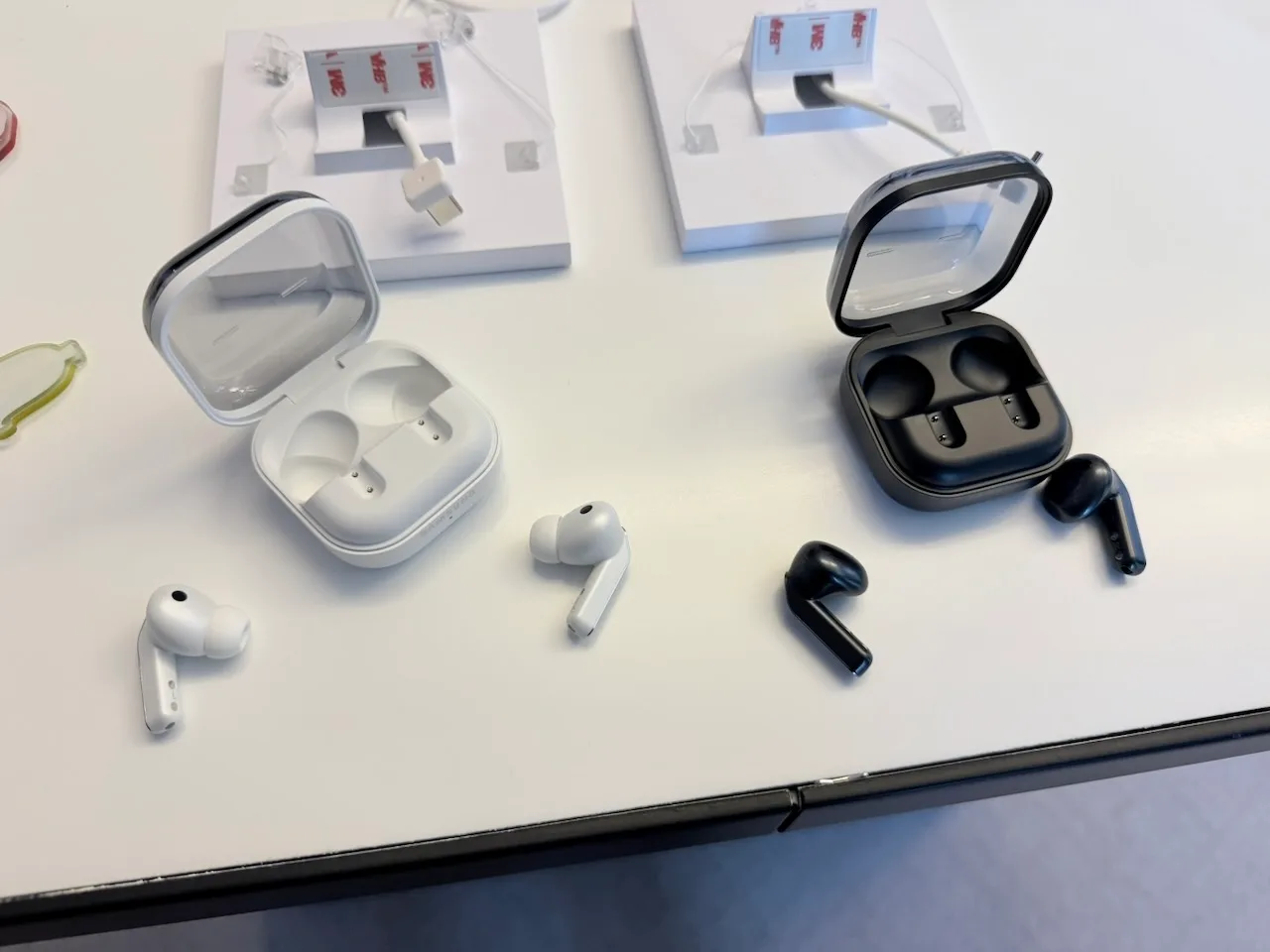Samsung, Galaxy Buds 4 ve Buds Pro için ilk yazılım güncellemesini yayınladı.
