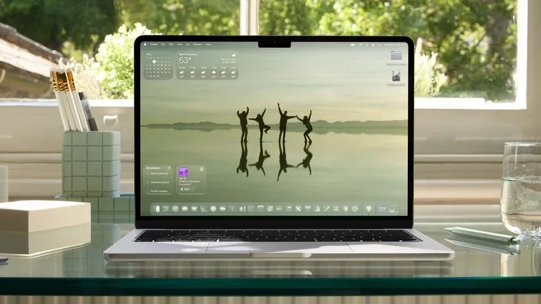 macOS 27 ile Liquid Glass tasarımı değişiyor.